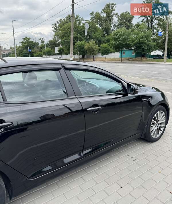 Седан Kia K5 2013 в Киеве