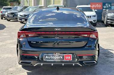 Седан Kia K5 2020 в 