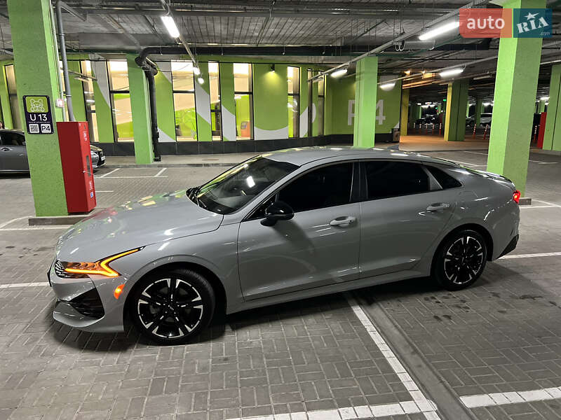 Седан Kia K5 2021 в Киеве
