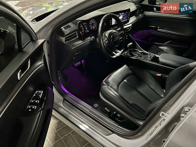 Седан Kia K5 2021 в Киеве
