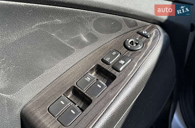 Седан Kia K5 2013 в 