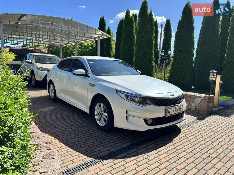 Kia K5 2016