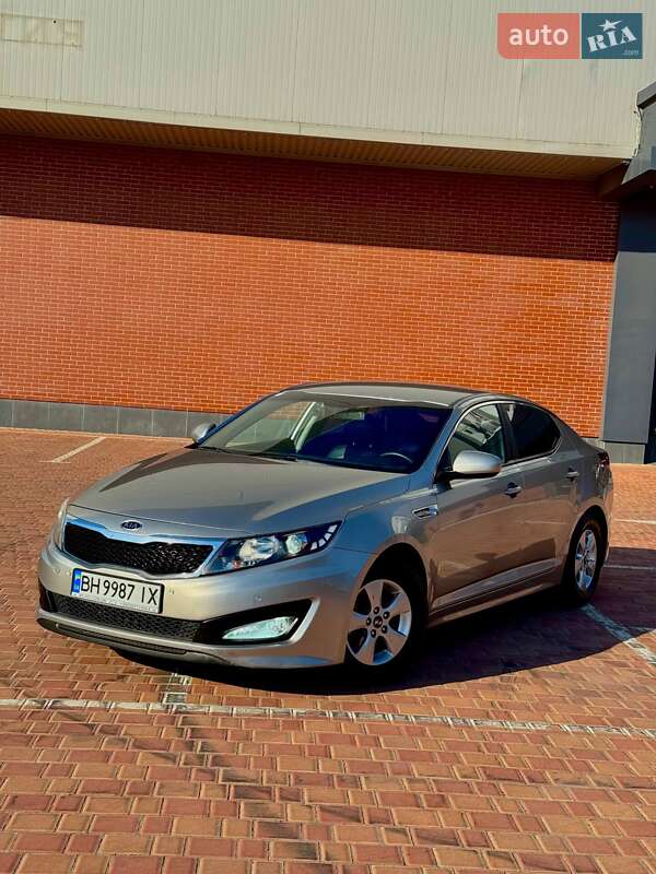 Kia K5 2012