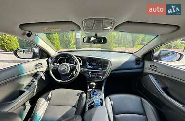 Седан Kia K5 2013 в 