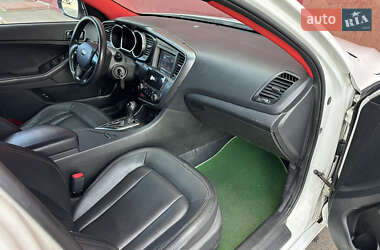 Седан Kia K5 2012 в 