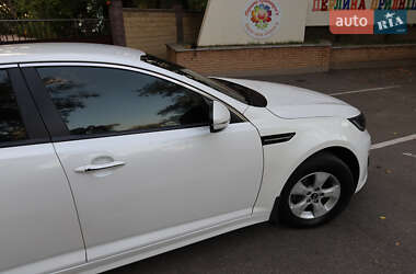 Седан Kia K5 2014 в 