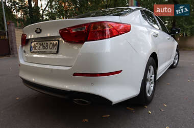 Седан Kia K5 2014 в 