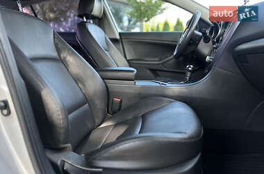 Седан Kia K5 2015 в 