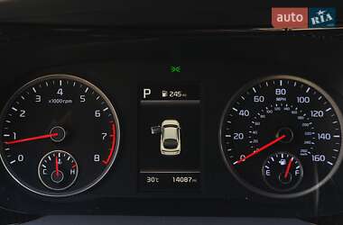 Седан Kia K5 2020 в 