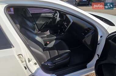Седан Kia K5 2014 в 