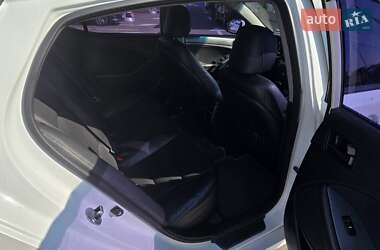 Седан Kia K5 2014 в 