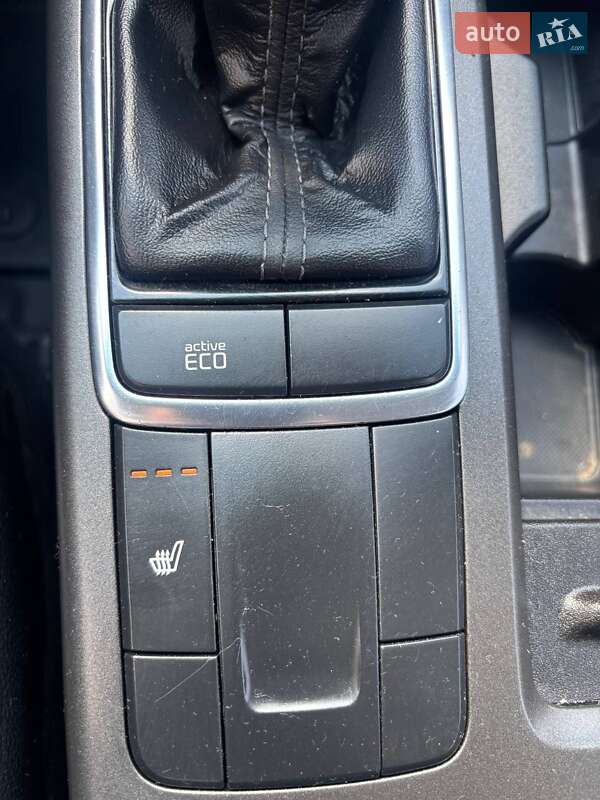 Седан Kia K5 2017 в Києві