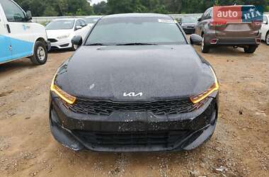 Седан Kia K5 2022 в 
