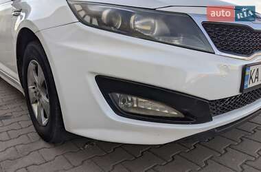 Седан Kia K5 2010 в 