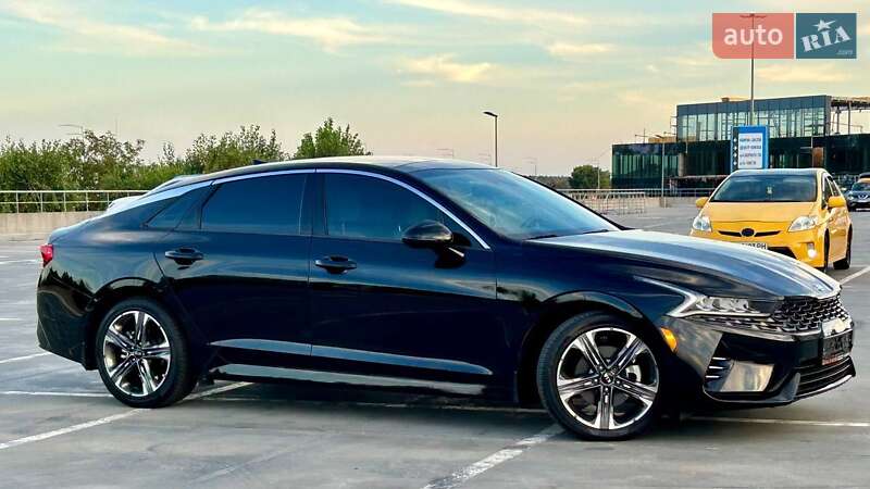 Седан Kia K5 2020 в Киеве