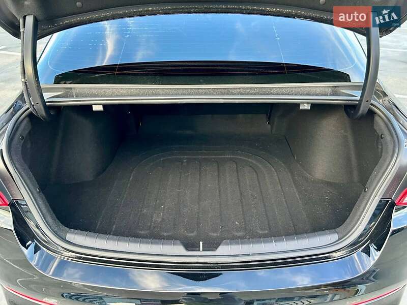 Седан Kia K5 2020 в Киеве