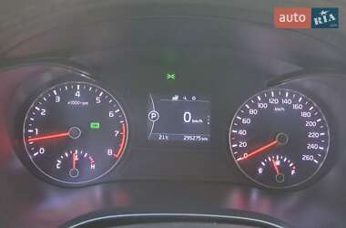 Седан Kia K5 2015 в 