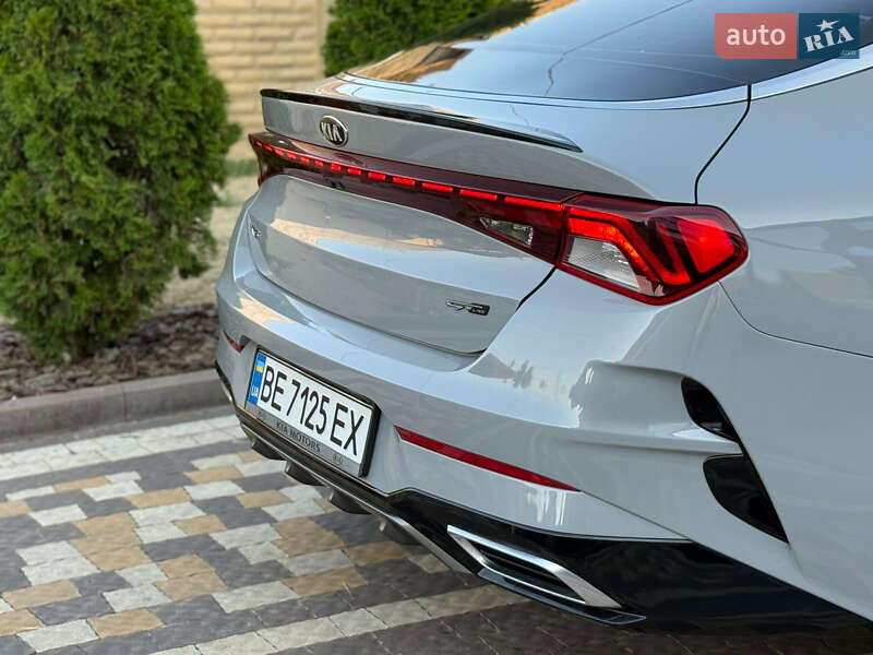 Седан Kia K5 2021 в Николаеве