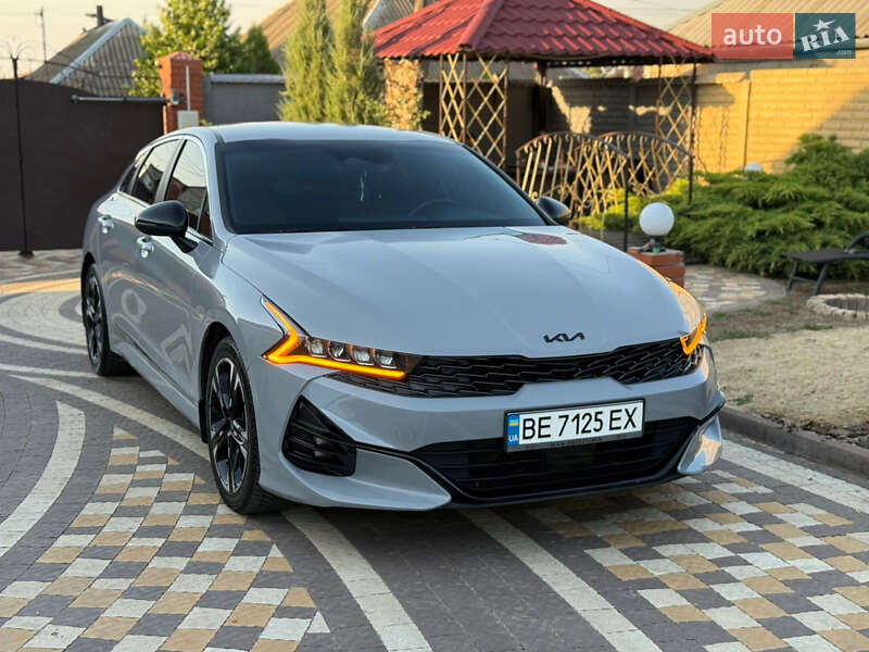 Седан Kia K5 2021 в Николаеве