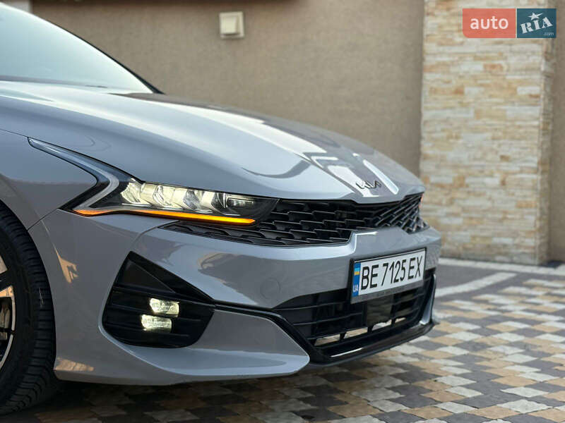Седан Kia K5 2021 в Николаеве