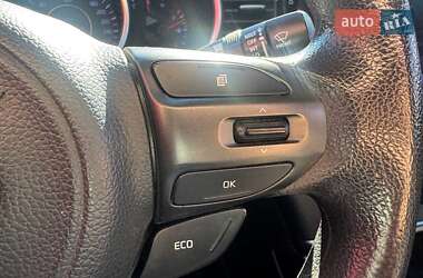 Седан Kia K5 2014 в 