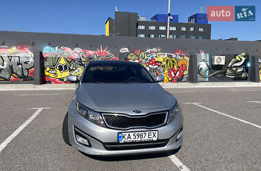 Седан Kia K5 2014 в 