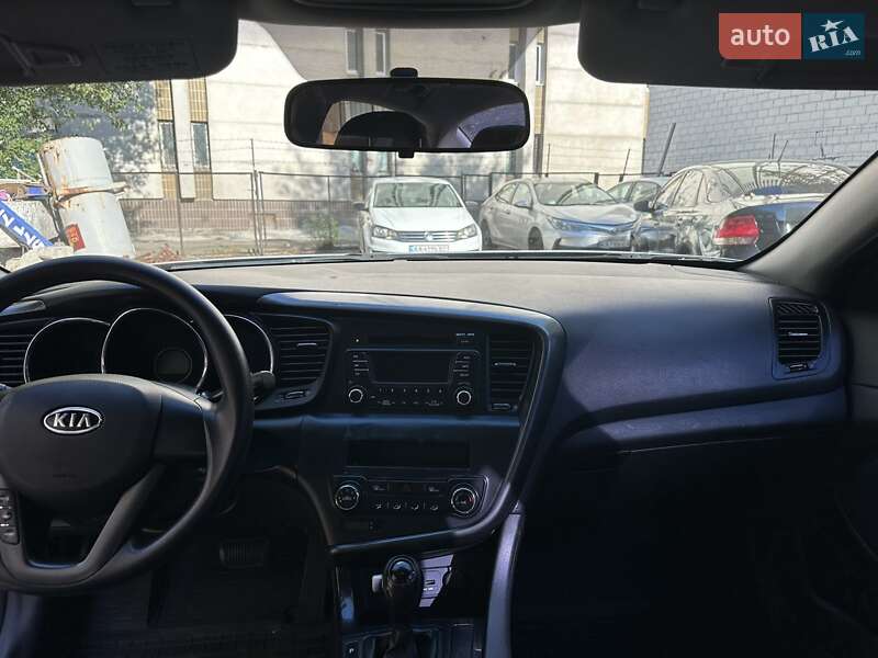 Седан Kia K5 2012 в Києві
