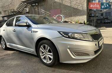 Седан Kia K5 2012 в 