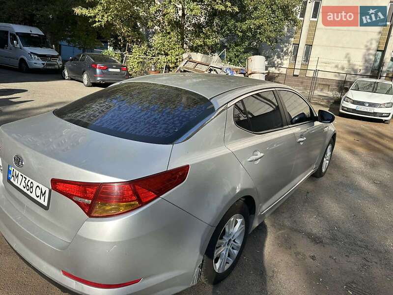 Седан Kia K5 2012 в Києві