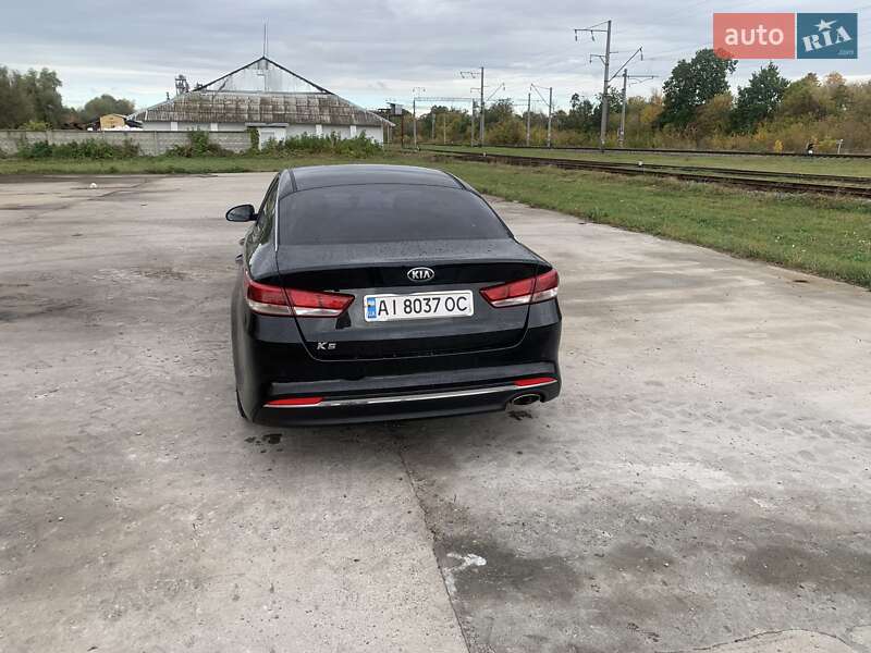 Седан Kia K5 2017 в Броварах