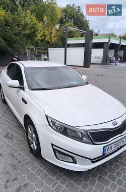 Седан Kia K5 2013 в 