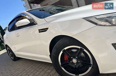 Седан Kia K5 2014 в 