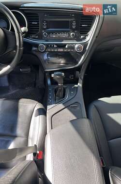 Седан Kia K5 2014 в 