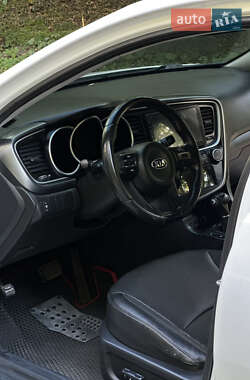 Седан Kia K5 2014 в 