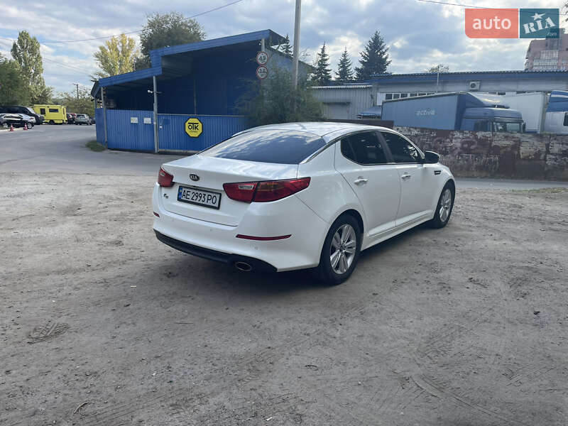 Седан Kia K5 2014 в Дніпрі фото 5 Седан Kia K5 2014 в Дніпрі