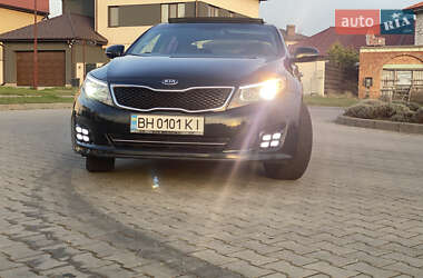 Седан Kia K5 2014 в 