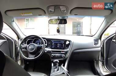 Седан Kia K5 2014 в 