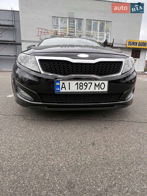 Седан Kia K5 2012 в Киеве