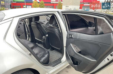 Седан Kia K5 2012 в 
