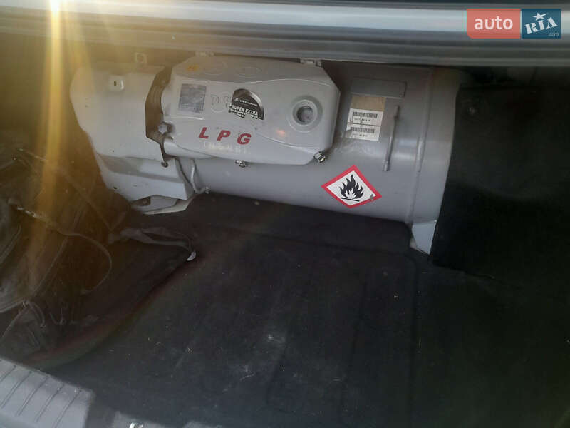 Седан Kia K5 2013 в Днепре