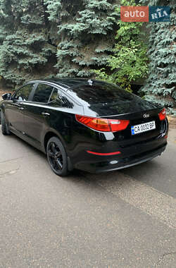 Седан Kia K5 2014 в 