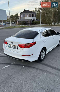 Седан Kia K5 2014 в 