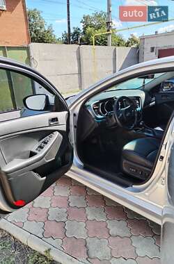Седан Kia K5 2013 в 