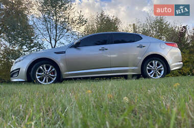 Седан Kia K5 2010 в Бердичеве