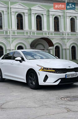 Седан Kia K5 2021 в Житомире