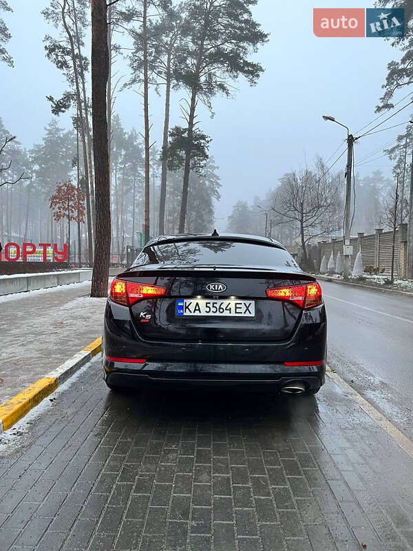 Седан Kia K5 2012 в Києві