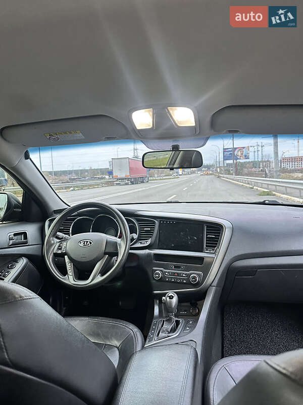 Седан Kia K5 2012 в Києві