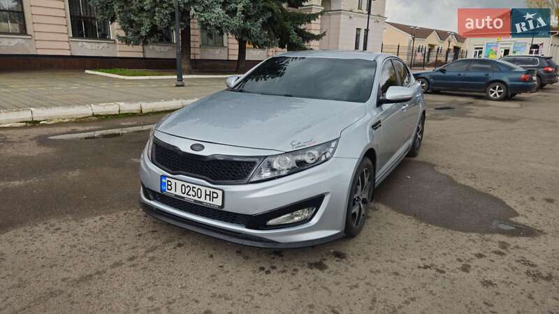 Седан Kia K5 2013 в Знаменке