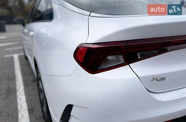 Седан Kia K5 2021 в  фото 22 Седан Kia K5 2021 в