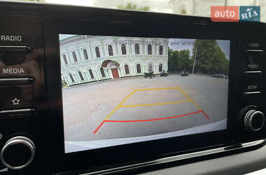 Седан Kia K5 2021 в  фото 25 Седан Kia K5 2021 в